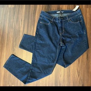 Old Navy Skinny Jeans NWT